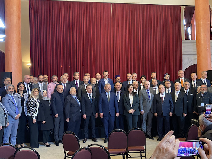 Murat Kurum Patrikhane'yi ziyaret etti