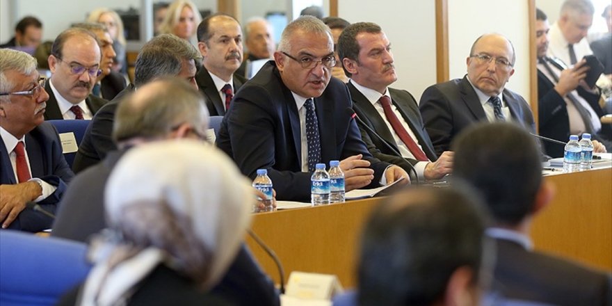 Bakan Ersoy: Vakıf seçimleri yönetmeliği Nisan sonuna hazır olur