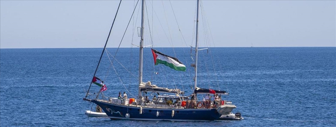 Gazze'ye giden yardım teknesine müdahale edildi, aktivistler İsrail'e götürülüyor