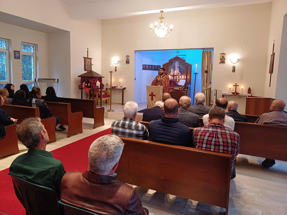 Kutsal Diriliş Yortusu Anadolu'daki kiliselerde de kutlandı