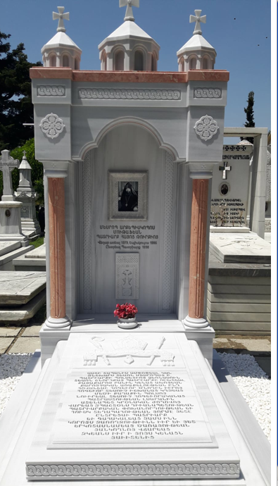 Մեսրոպ Պատրիարքի շիրիմի բացումը