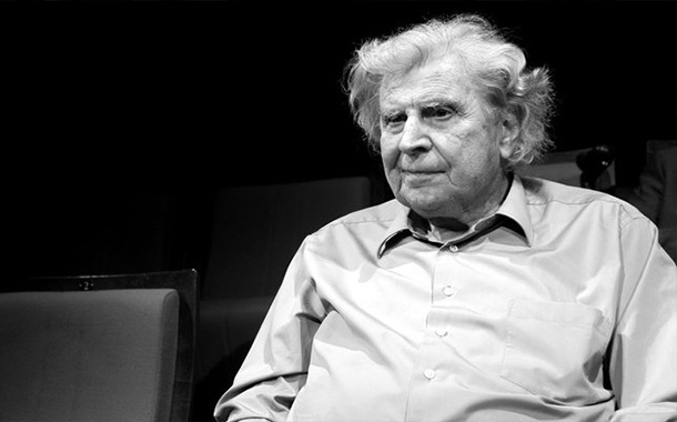 Mikis Theodorakis hayatını kaybetti
