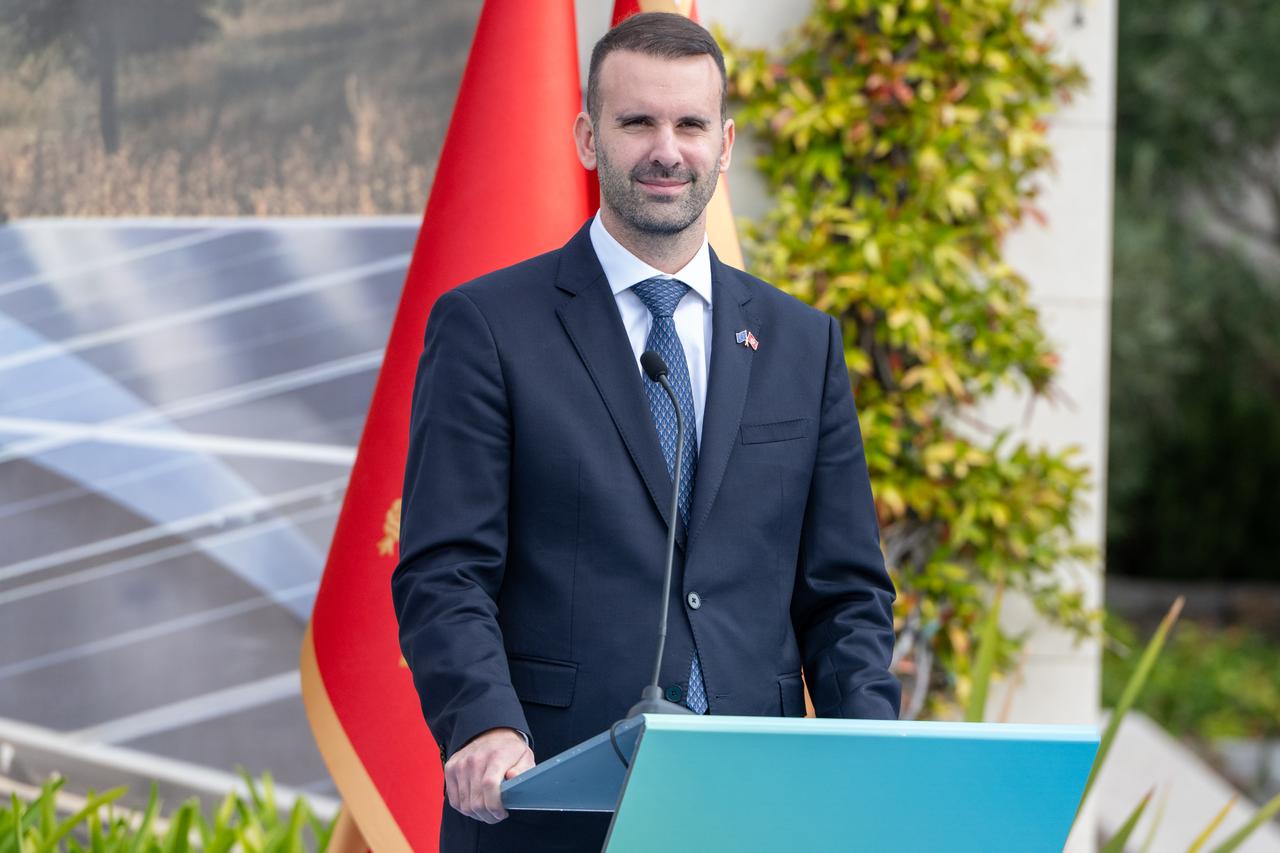 Karadağ’da bıçaklı saldırı sonrası, Türkiyelilere vize zorunluluğu getiriliyor