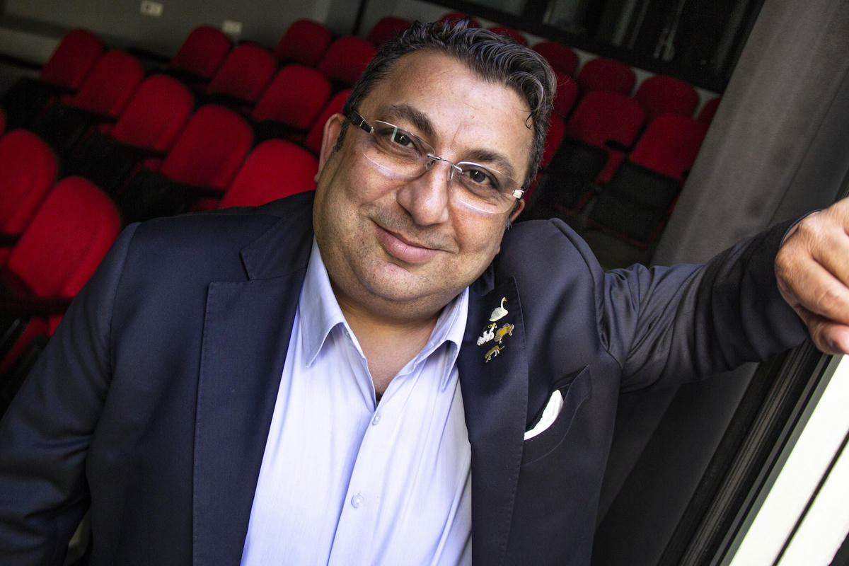 Nurhan Çetinkaya Adalar’a talip