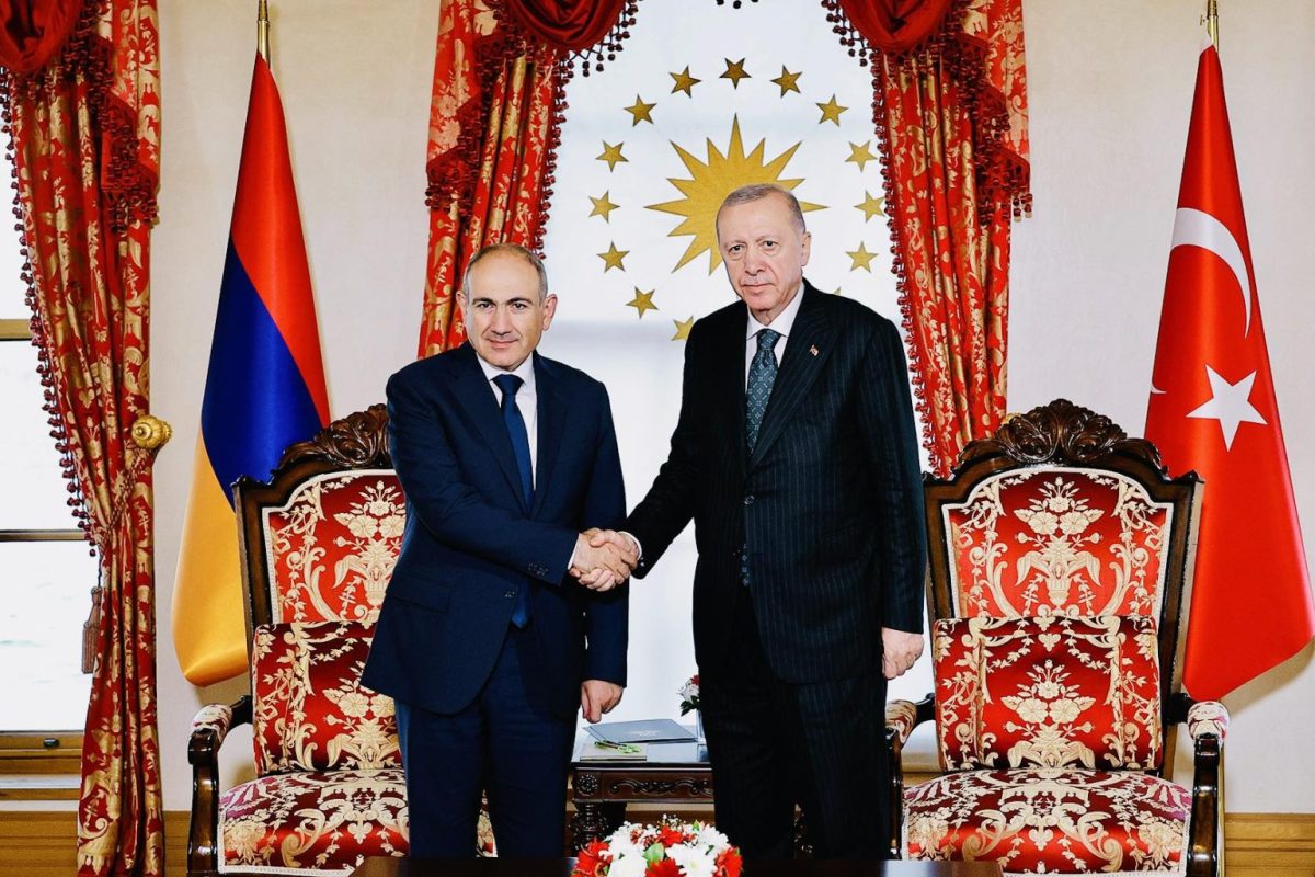 Paşinyan-Erdoğan İstanbul'da buluştu, normalleşme sürecinde atılabilecek adımlar ele alındı