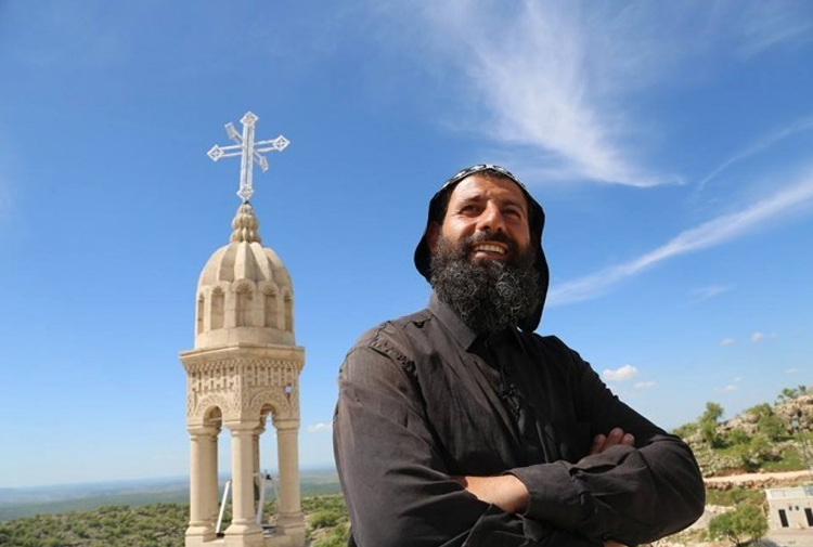 Հակազդեցութիւններ Հայր Ահոյի դատապարտութեան դէմ