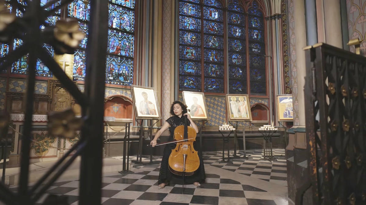 Թաւջութակահարուհի Աստղիկ Սիրանոսեանին շնորհուած է Ազգային արժանեաց պատուոյ շքանշանի ասպետի կոչում