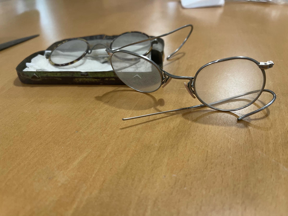 Մարաշէն փրկուած կեանք մը, յիշատակներու քանի մը փշուր եւ քանի մը առարկայ