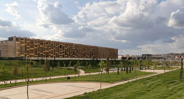 Վազքով սկսող երթի, վազքով աւարտը