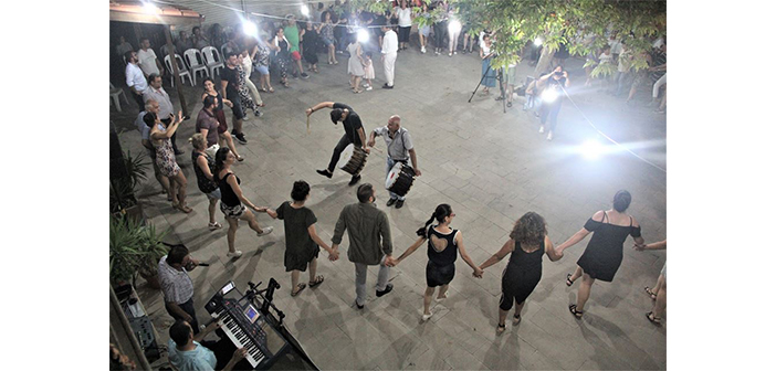 Աստուածածին,  խաղողօրհնէք եւ գոյապայքար