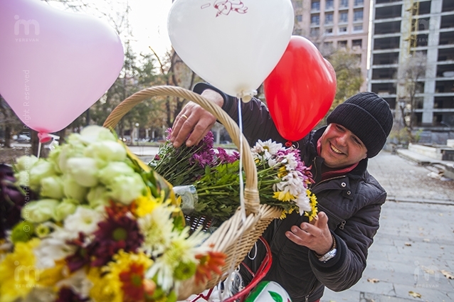 Çiçeklerin Efendisi Vartan