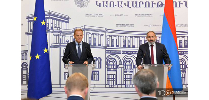 Փաշինեանի բանակցութիւնները Տուսկի հետ