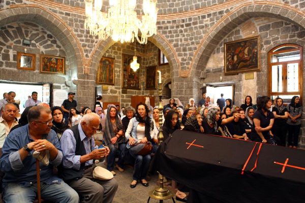 Beyzar Alata'ya veda