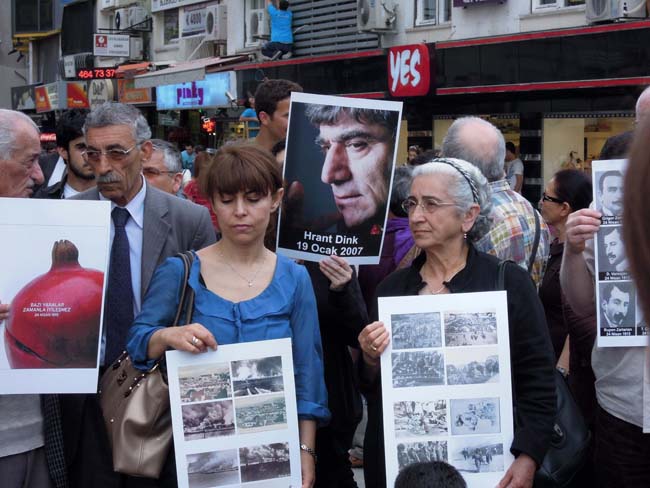 'Annemin gerçek adını bile bilmiyordum'