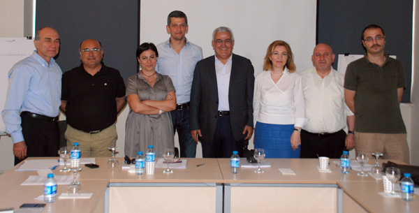 Düşünce Platformu seçim tartışmalarına start verdi  