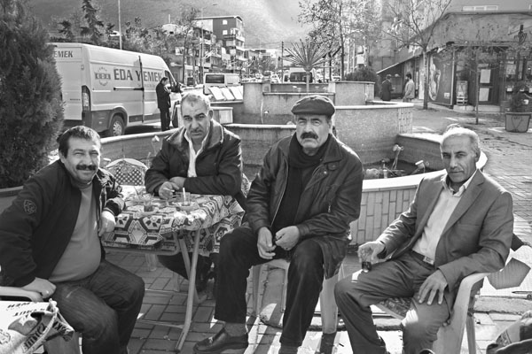 Bursa’da her mahalle ayrı telden