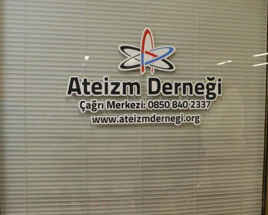 Belediyeler ateistler için mezarlık yeri tahsis etmeli 