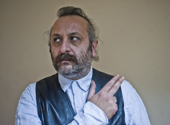 ‘Allah hepimizi ahlakçı olmaktan korusun’  