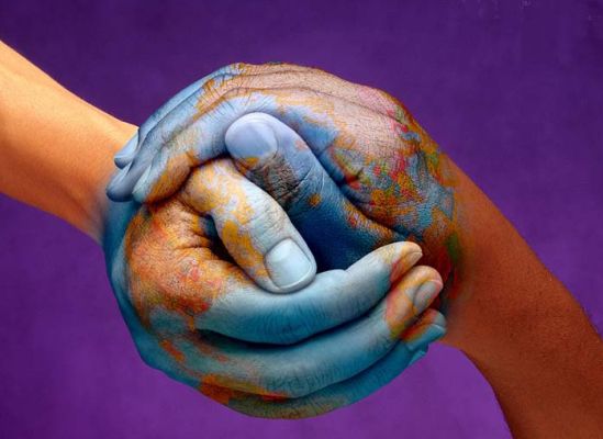 ‘Barış profesörü’nden insan hakları eleştirisi