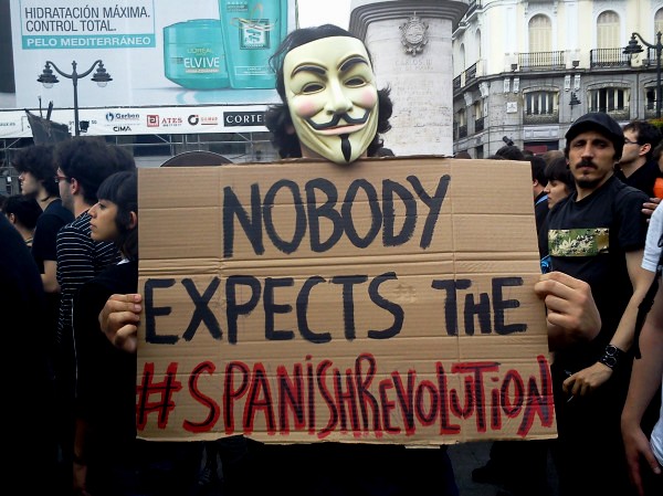 Kemer sıkma ve bağımsızlık arasına sıkışmış Katalunya seçimleri 