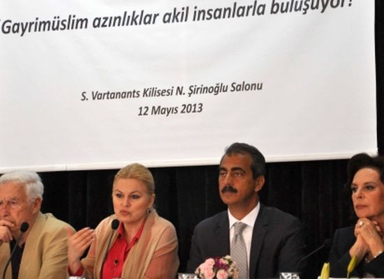 Âkil insanlar, gayrimüslimlerle buluştu