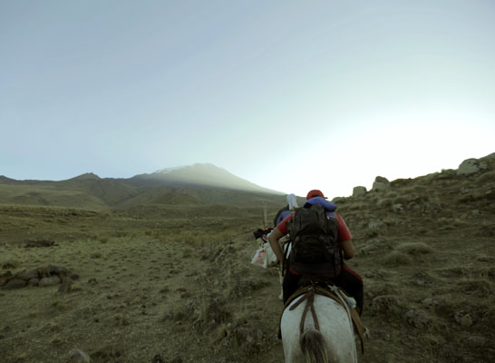 Ermenilerin Ararat’la ilişkisi Kudüs’e vizeyle girmeye benziyor