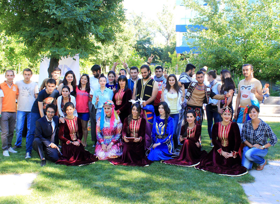 Ermenistan ve Türkiye’den 20 kardeş