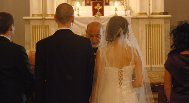 Karma evliliğe takdis yok  