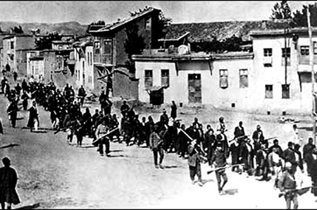 Resmi tarihi sınıfta bırakan 10 çürük tez  