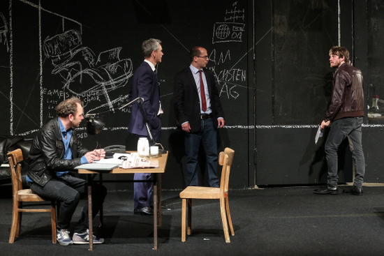 Tiyatroda Devrim: Bir Halk Düşmanı