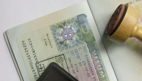 Ermensitan ile AB arasındaki vize rejimi gevşetiliyor