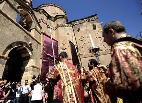 10 yılda 68 Kilise onarımına 18 milyon TL  