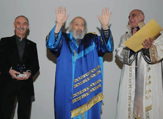 Ara Güler'e MSGSÜ'den 'Fahri Doktora'