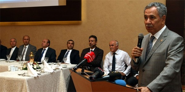 Arınç'tan cemaat vakıflarına: Aramıza nifak sokmak isteyenler olabilir, uyanık olalım  