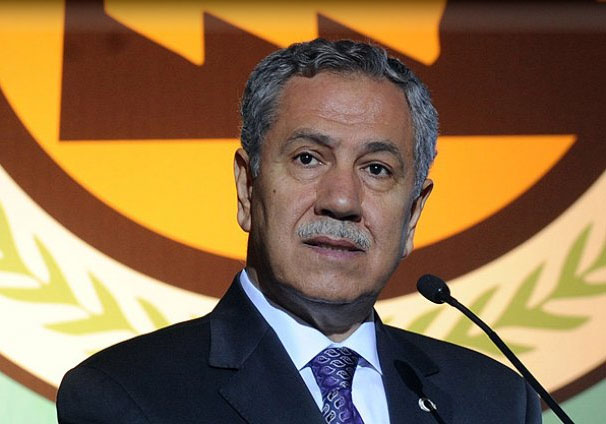 Arınç'tan tutuklu gazetecilere açılım müjdesi