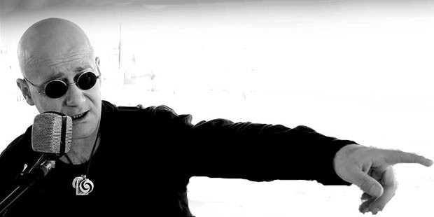 Ayna'nın solisti Cemil Özeren hayatını kaybetti