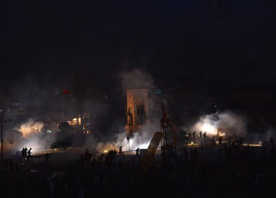 Başbakan, eylemleri bölerek yönetmek istiyor