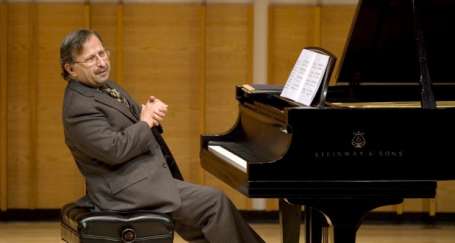 Aşkın ve Arzruni  Cemal Reşit Rey’de 