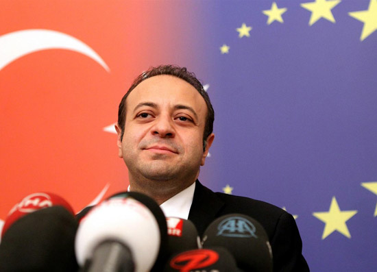 Bakan Bağış: KKTC, Rum kesimine borç para verebilir  