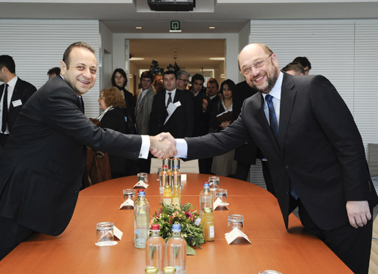 Bağış: Almanya çözüm için taraf olmalı