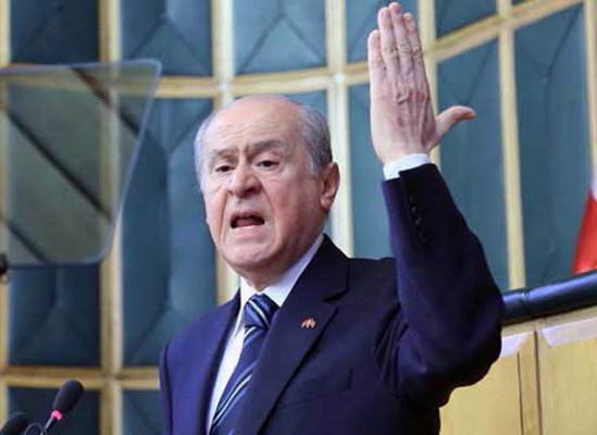 Bahçeli şiddet içeren sloganın arkasında durmaya devam ediyor