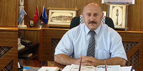 'Yeni nesile dost ve düşmanı tanıtmak zorundayız'