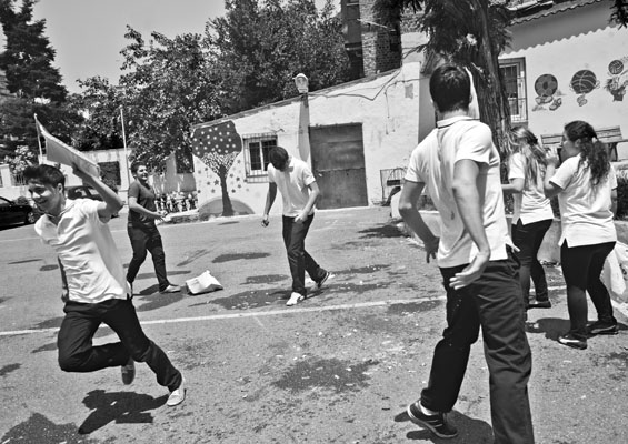 Ayrımcılık okul sıralarında başlıyor