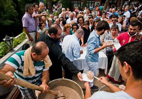Coşkulu madağda bütçe denkleşmedi