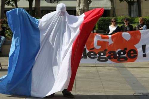 AİHM: Burka yasağı uygundur