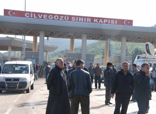 Türkiye, Suriye sınırına duvar örecek