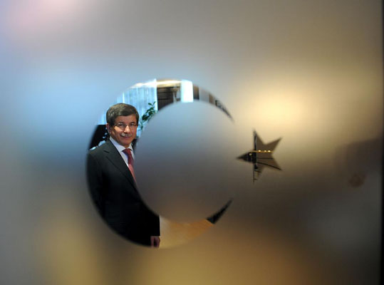 Davutoğlu’nun soykırım karnesi