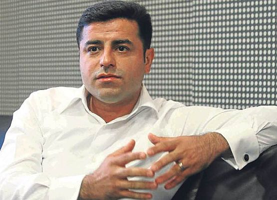 Siyasi haklar BDP ile, silah bırakma PKK ile görüşülecek