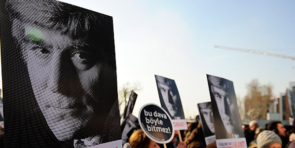 Mahkeme Dink davasında ‘kusursuz Ergenekon’a gözlerini yumdu  