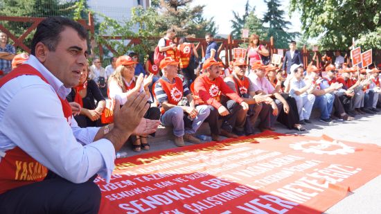 Meclis ‘İş ilişkilerini’ görüşüyor DİSK eylemde 